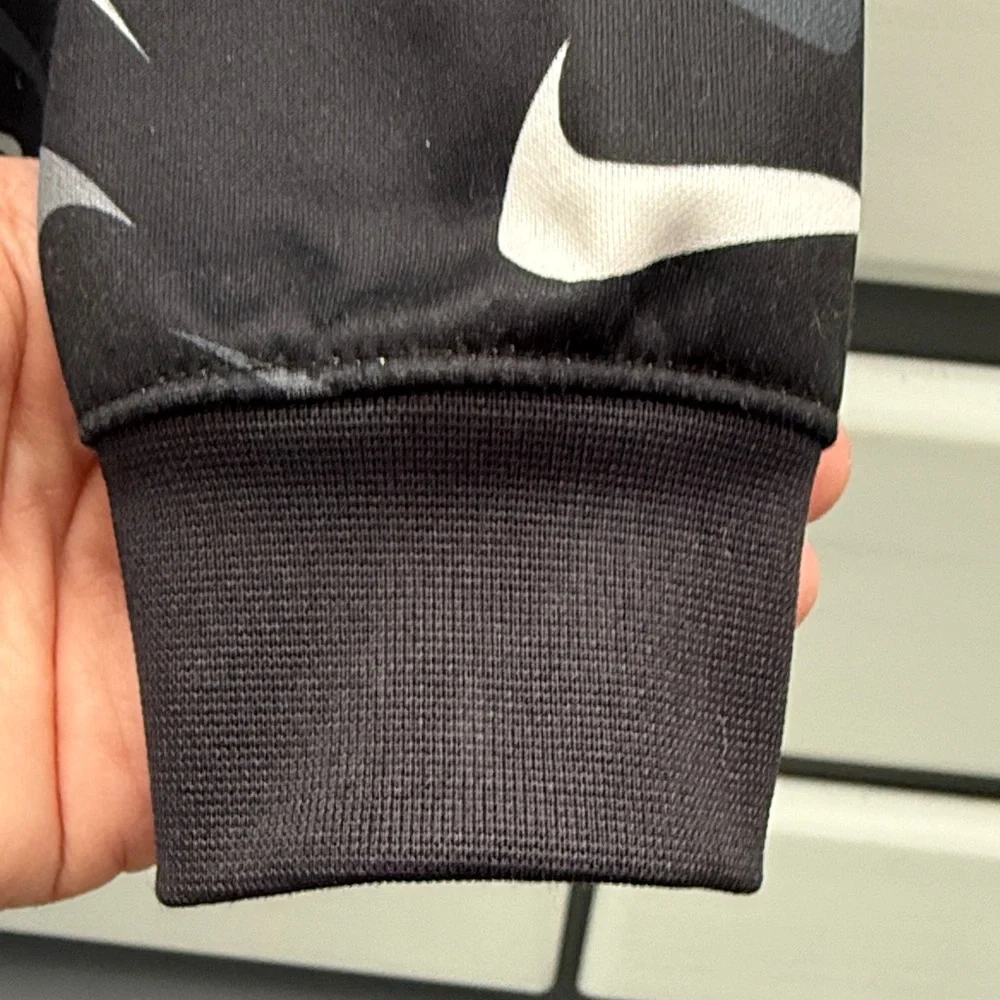 Nike Kids Black and Gray Swoosh Jacket - Picture 4 of 9